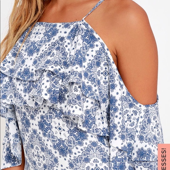 Cold Shoulder Dress - Picture 5 of 7